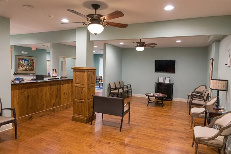 Office exterior view at Louisiana Dental Center Slidell